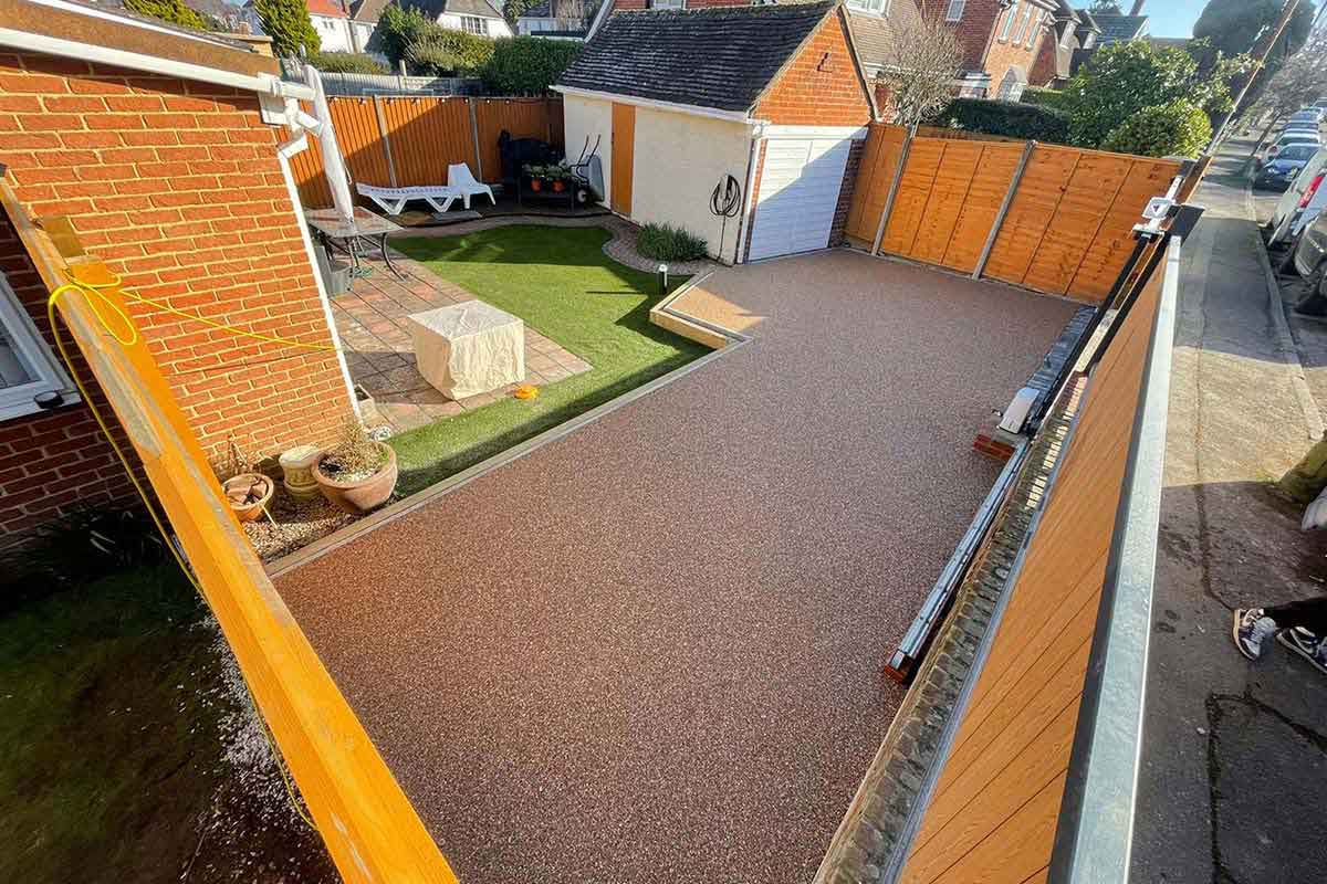surrey-resin-our-design-and-installation-service-resin-bound-patios